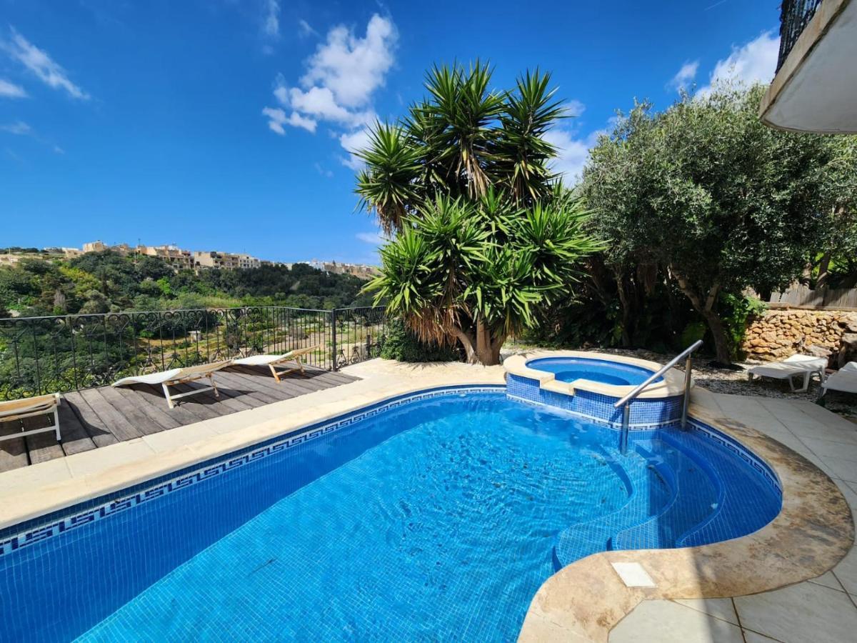 Tranquil Escape In Gozo Shared Pool & Morning Meal Bed & Breakfast Ghajn il-Kbira  Exterior photo